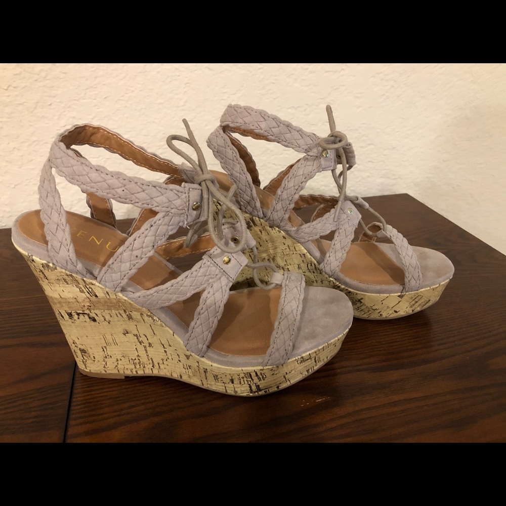 Lace up platform sandals